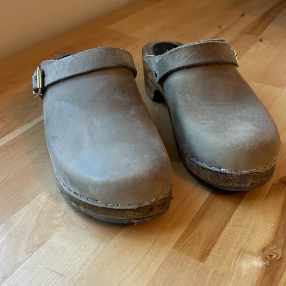 Classic Clog in Nubuck leather - Picture 1 of 4